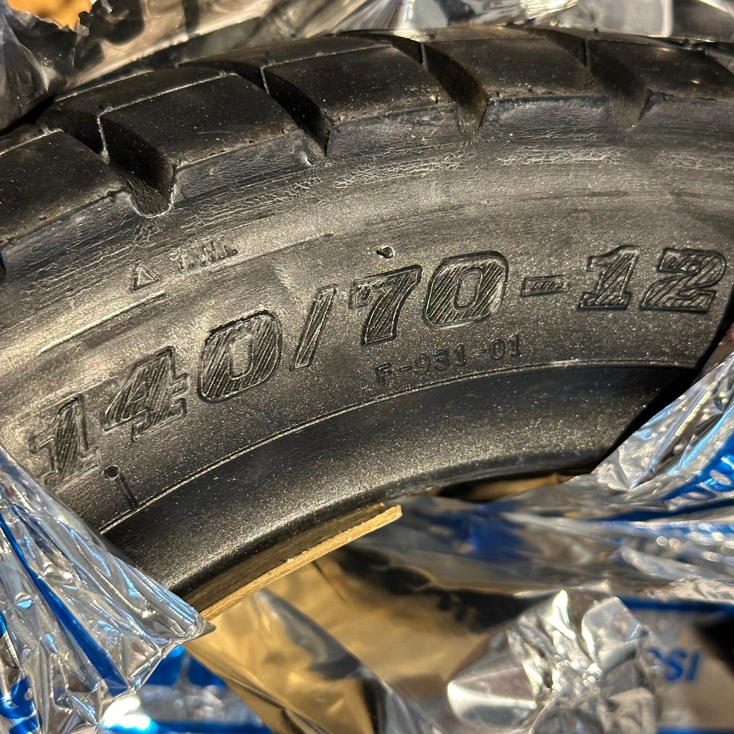 Tires 140/70-12